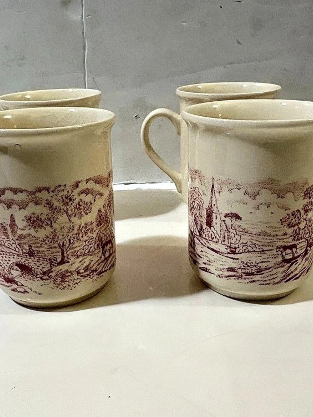 Set Of 4 Vintage Biltons England Coffee Mugs Red/Pink Countryside And Bridge